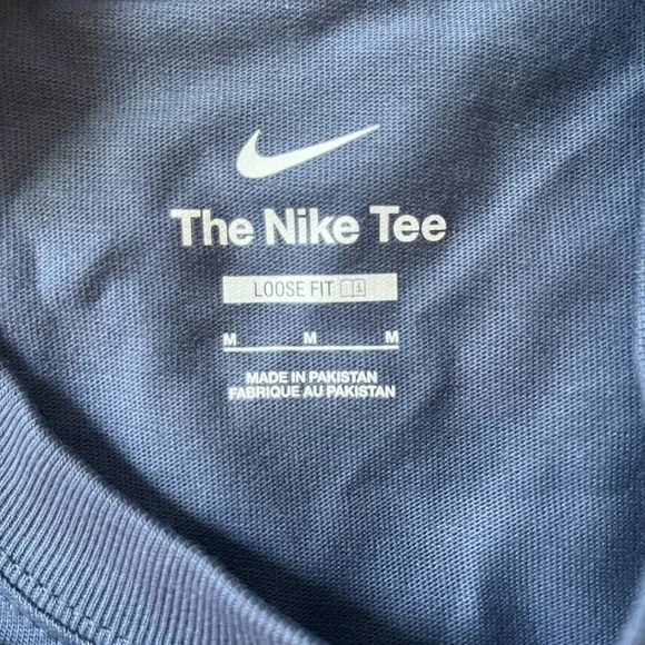 Nike Lebron Tee - Picture 3 of 6